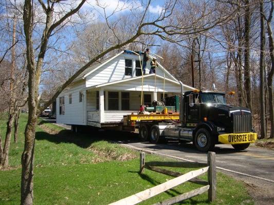 Wolfe House & Building Movers, LLC.