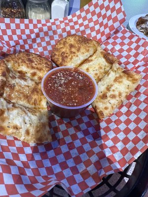 Cheesy garlic bread