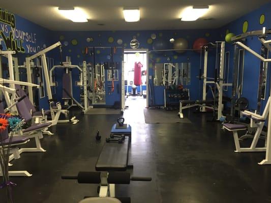 fully equipped private one on one personal training studio