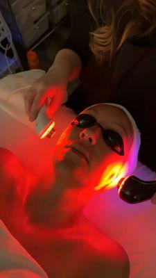 HydroFacial with Radiofrequency triggers cells to produce collagen, elastin, and hyaluronic acid which increases skin elasticity.