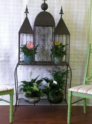 Adorable birdcage style plant stand