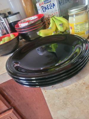 New to us black plates. They go great with our black and red bowls!