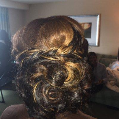 #Bridestyle #weddinghair