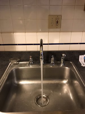 New sink faucet