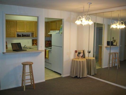 1 Bedroom dining/kitchen view