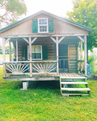 Kiddos!! Here's the Cabin with a swing on the porch