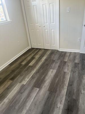 Vinyl Floor Planks