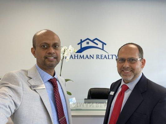 Mahmud Rahman is the Broker of record and is with Jeff Siperstein Broker Associate.