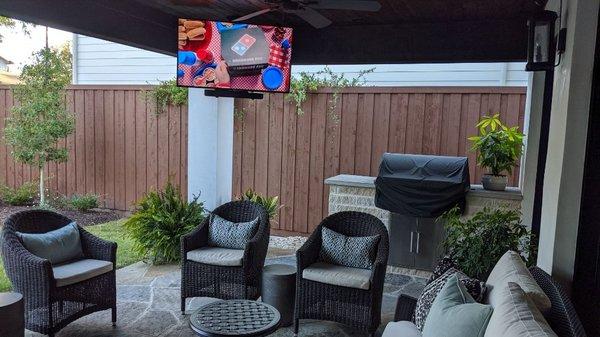 Outdoor patio ceiling TV and Soundbar mounting