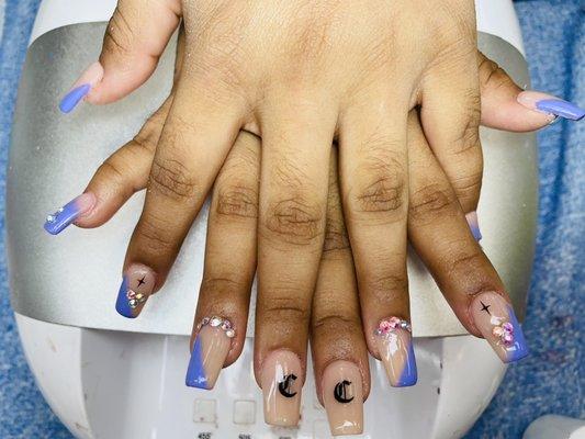 Acrylic False Nails with Gel (Shellac) Designs and Stones