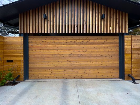 Custom Wood Door
Doug Fir vertical layout