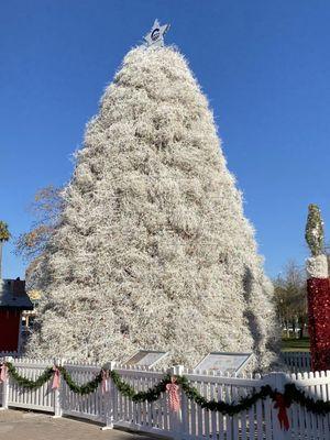 Tumbleweed Christmas Tree