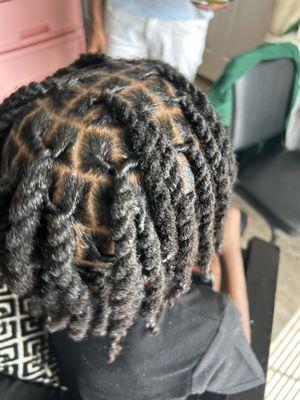 Kids Retwist plus two strand twist !