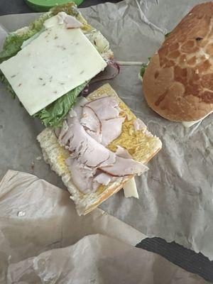 Both sides of the sandwich... nothing on there