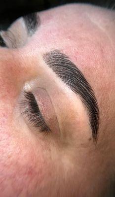 Brow wax and tint a beautiful result and  beautiful mode