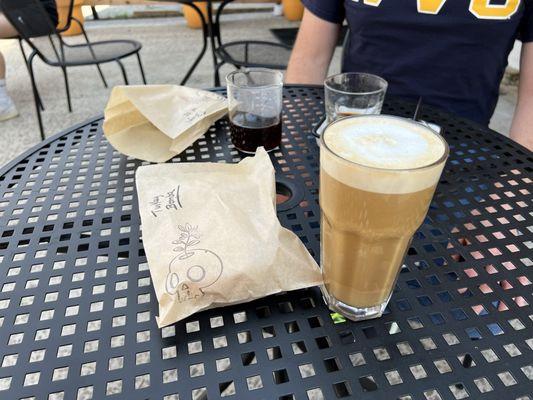 Don't forget the beautiful breads and Cafe con Leche.