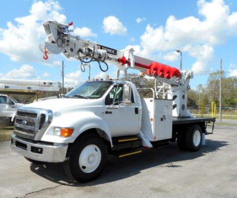 Utility Trucks & Equipment