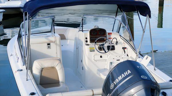 21' Dual Console Rental Boat