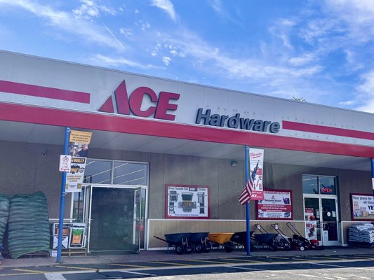 Ace Hardware Of Middletown