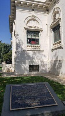 Corner of Colusa County Building