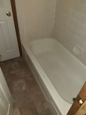 Bathtub was yellow before