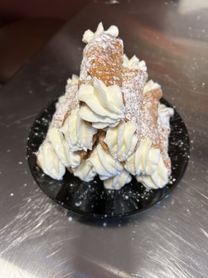 Havva Cannoli