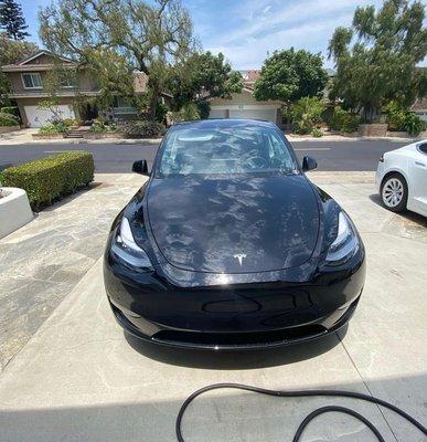 Tesla Model Y 
Beautiful Maintenance Wash