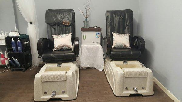 enjoy a luxurious pedicure with a friend!