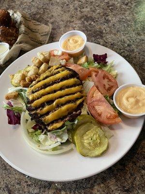 Cheeseburger salad yum