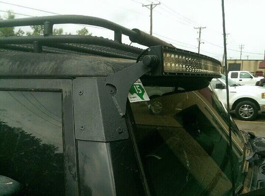 LED light bar mounts