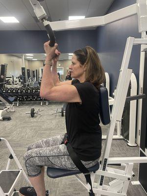 Manager and trainer Megan building muscle after weight loss of 113 lbs.