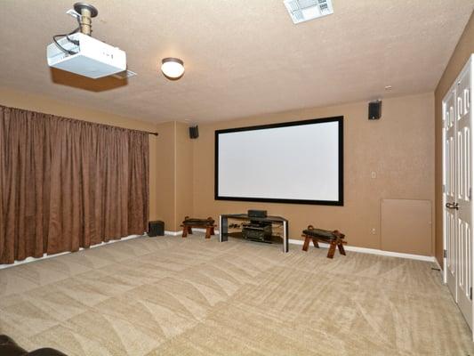 Home Theater : New Listing : A gorgeous golf community home  in a cul-de-sac.
 4203 Windberry Ct., Round Rock , TX , 78665