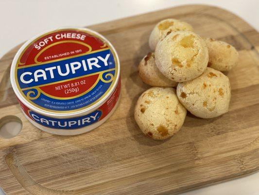 Pao de Queijo com catupiry