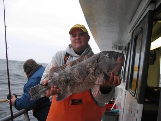 Tautog fishing off Atlantic City on the Captain Collet