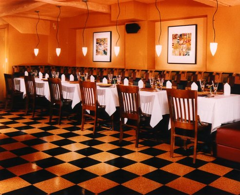 Restaurant Boston, MA - Light Shade & Dark Shade Glue Down Tiles - Classic Collection