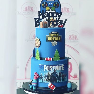 Fortnite two tier cake