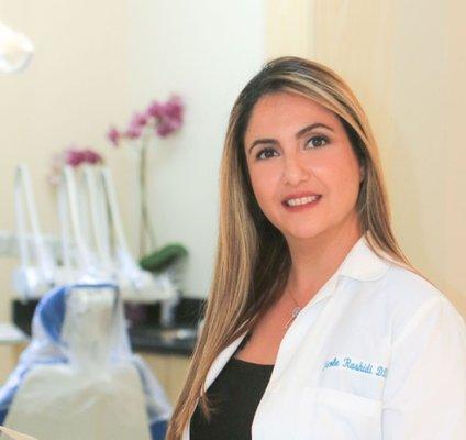 Nicole Rashidi, DDS