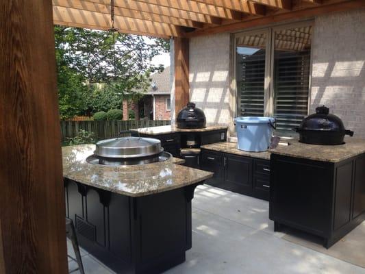 Custom Outdoor Kitchen from Select Outdoor Kitchens!