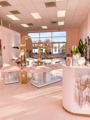 Our pink paradise! The perfect place to relax and get your brows slayed!