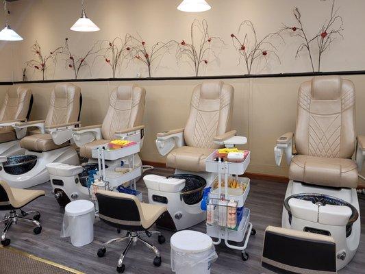 Beautiful new spa chairs!