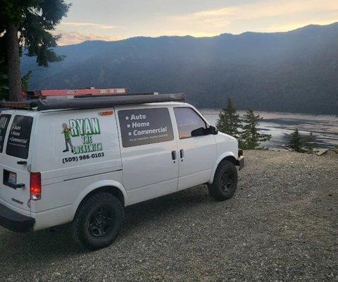 Mobile locksmith van