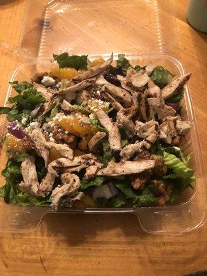 Goat cheese salad with grilled chicken