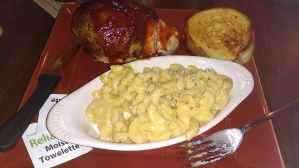 1/4 chicken with mac and cheese