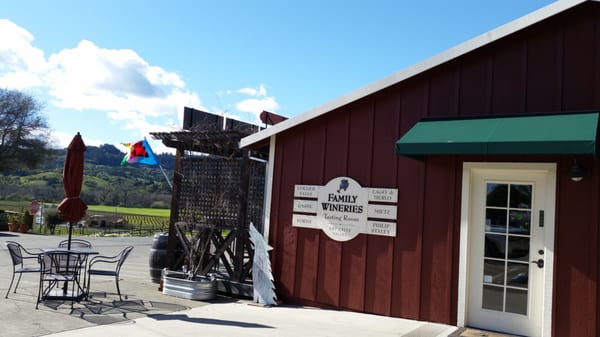 Sunshine and Family Wineries with Jersey Tom Wine Country Tours!