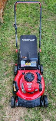 Newer Troy-Bilt push mower was fully serviced with oil change, new air filter and had the blade sharpened! Ready for sale!!!