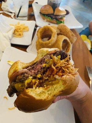 The Nooner Burger  Big O Rings