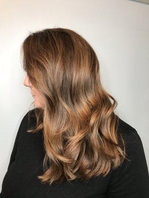 Beautiful brown color melt with natural blended layers