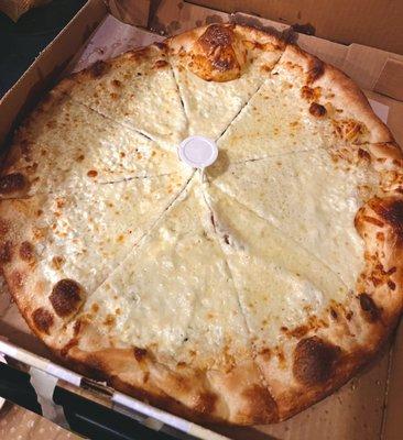 White White Pizza