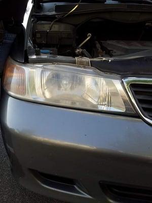 Headlight Restoration on Honda Odyssey Before. ..