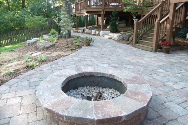 Firepit & paver patio